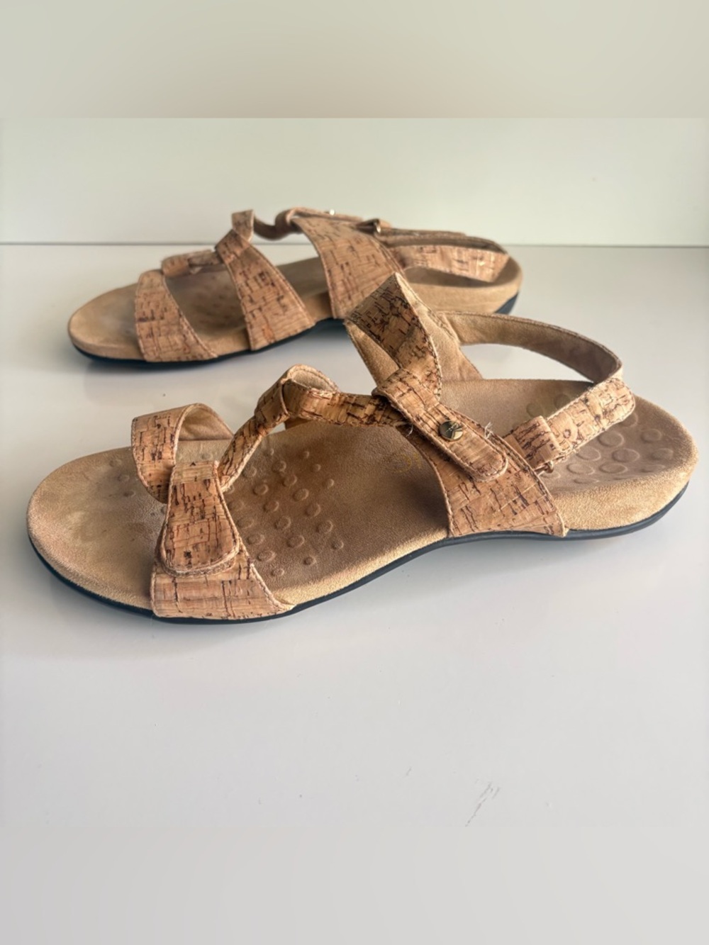 Vionic Paros Velcro Sandal Size 9 - Picture 2 of 11